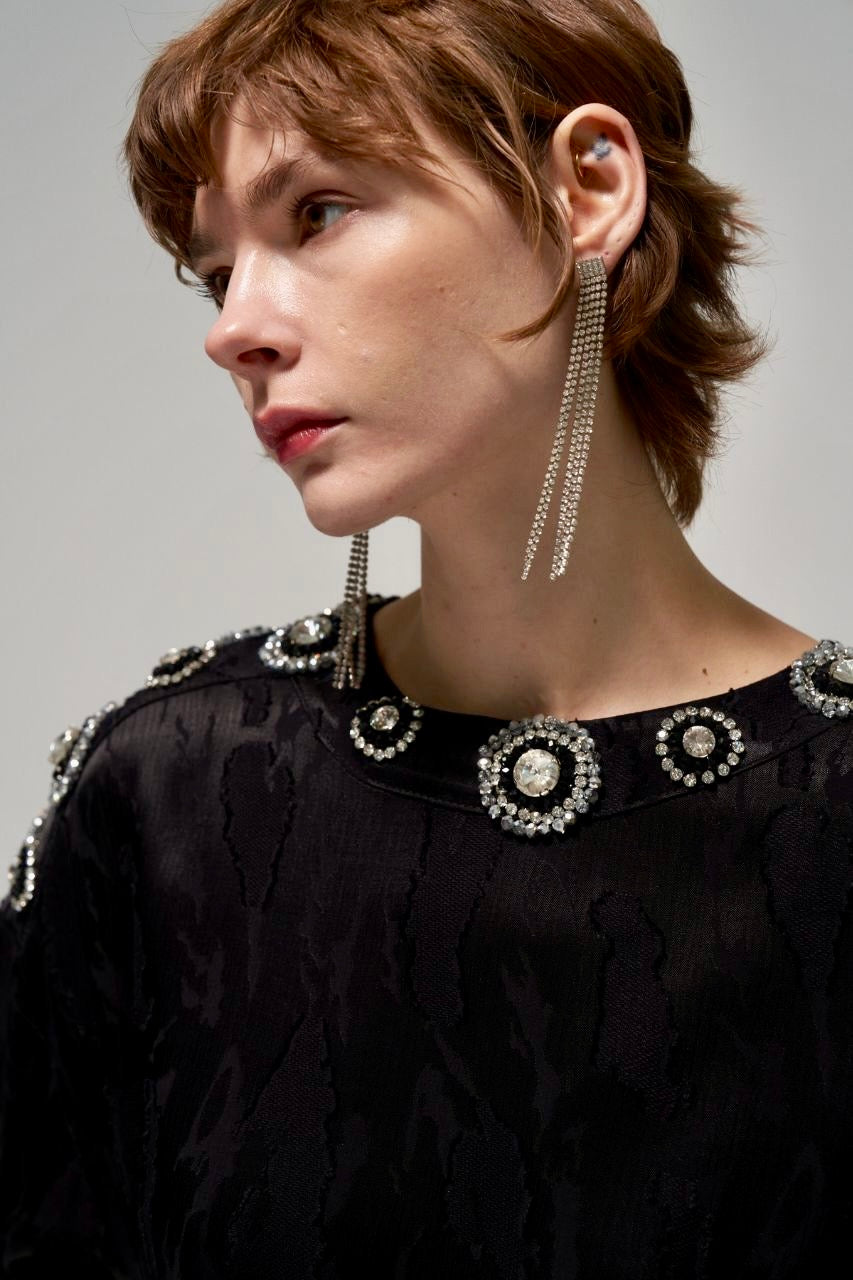 Modern Elegant Abaya with Embellished Sleeves and Shoulders