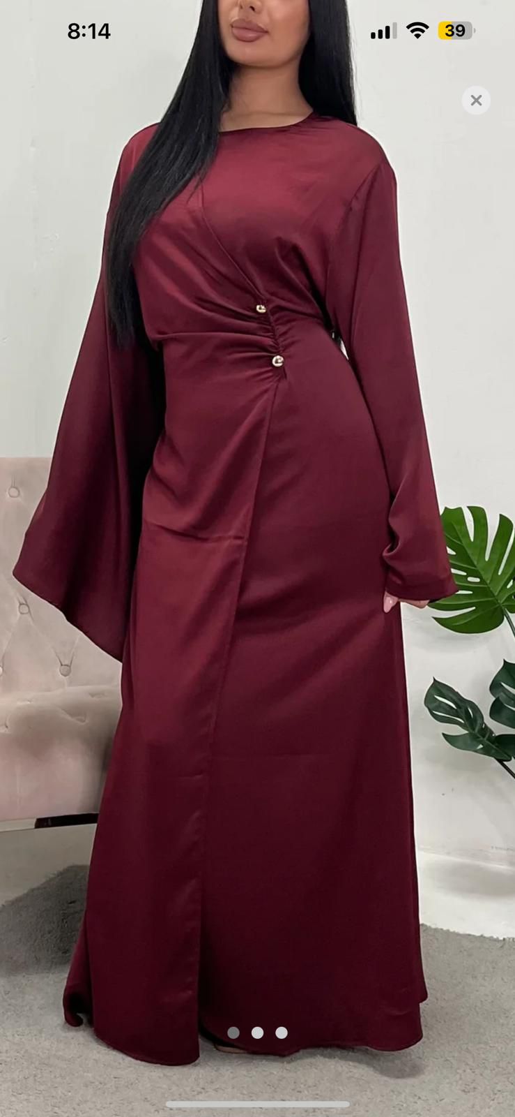 Abaya Reem – Burgundy Luxe Wrap